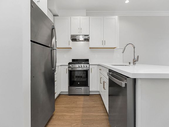 4th image of 100 Broderick St #604