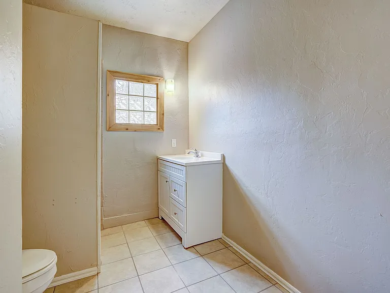 440 Elm Ave #3 — Photo 10