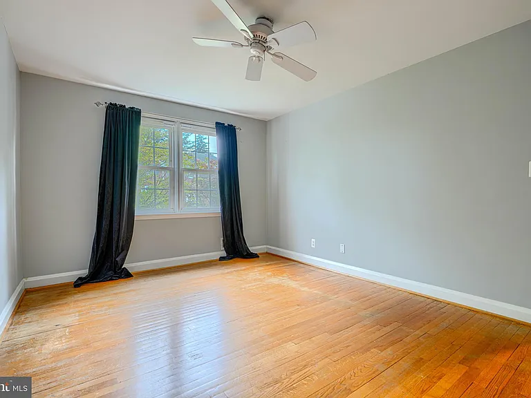 372 Old Trail Rd — Photo 23