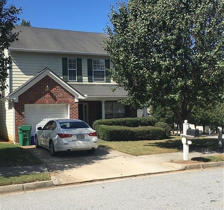 1st image of 1634 Charleston Walk SE