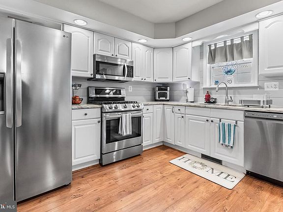 5th image of 11616 Ropeknot Rd