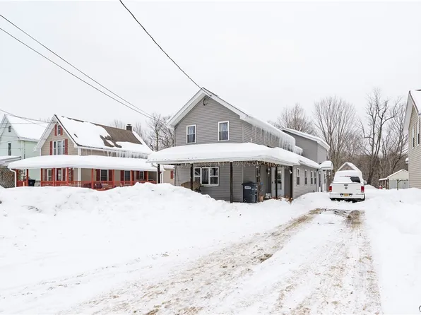 3810 Franklin St, Lyons Falls, NY 13368