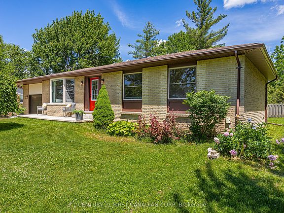 3rd image of 34314 Denfield Rd