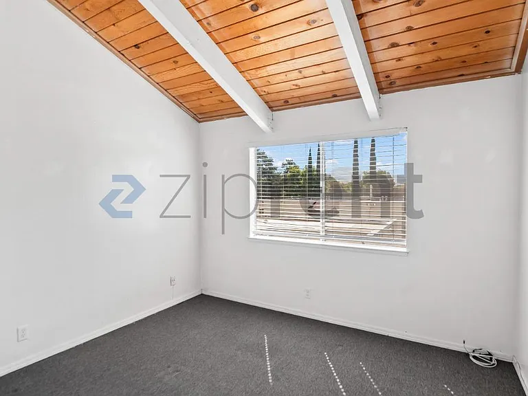 1700 Laguna St #G — Photo 21