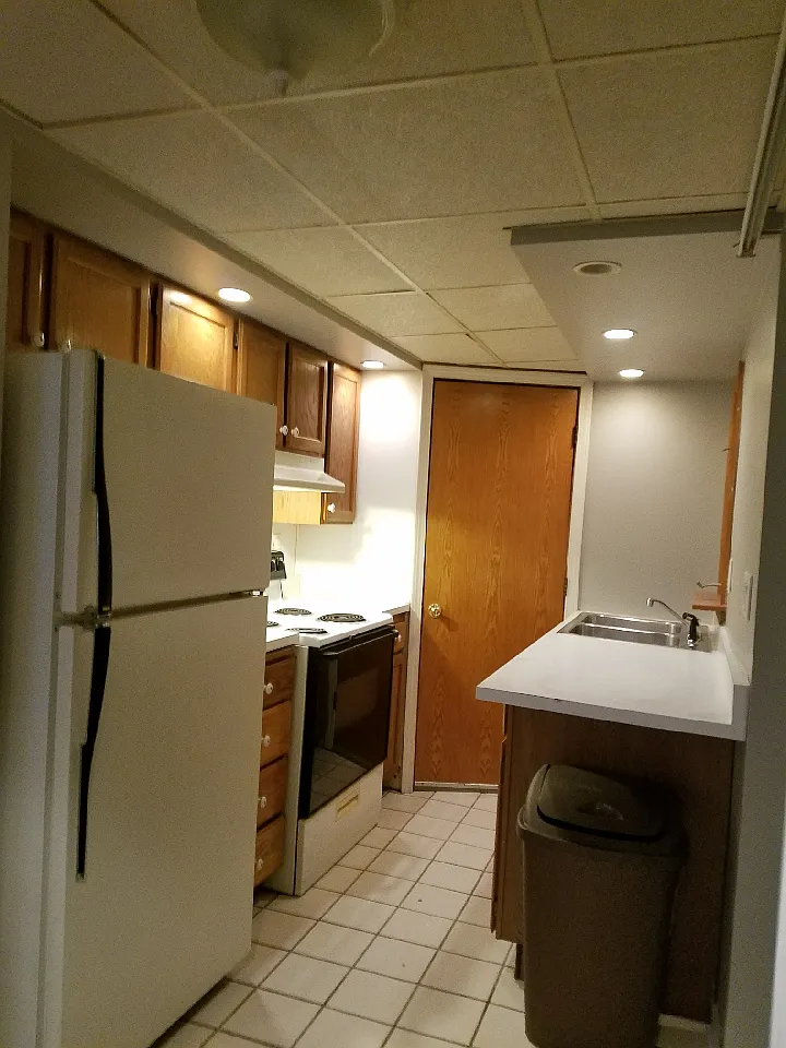 1717 Monroe Ave — Photo 4