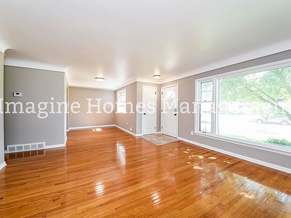 4th image of 2900 Dale Ave