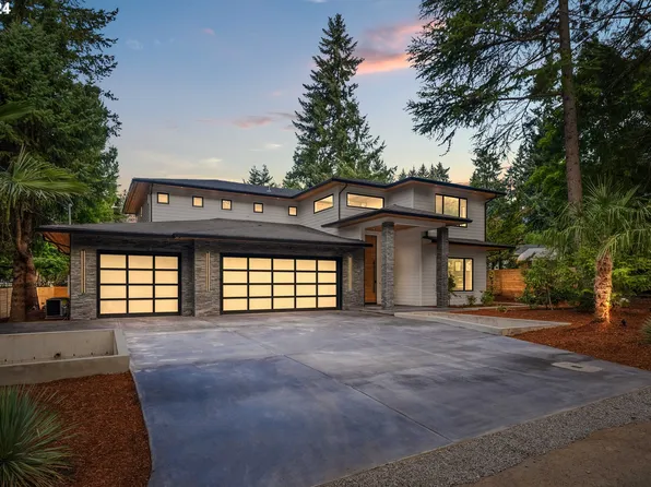 19175 Pilkington Rd, Lake Oswego, OR 97035