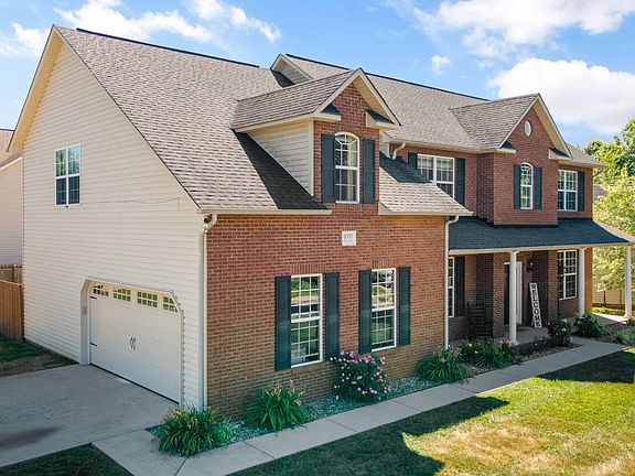 2nd image of 6570 Gentlewinds Dr