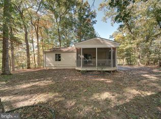1401 Farmington Rd E, Accokeek, MD 20607