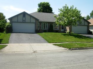 5475 Archway Dr, Columbus, OH 43235