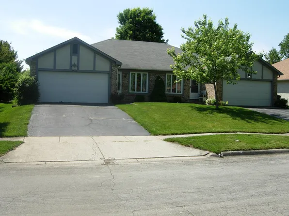 5475 Archway Dr, Columbus, OH 43235