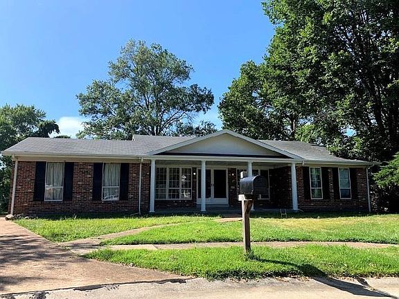 2nd image of 3633 Monsols Dr