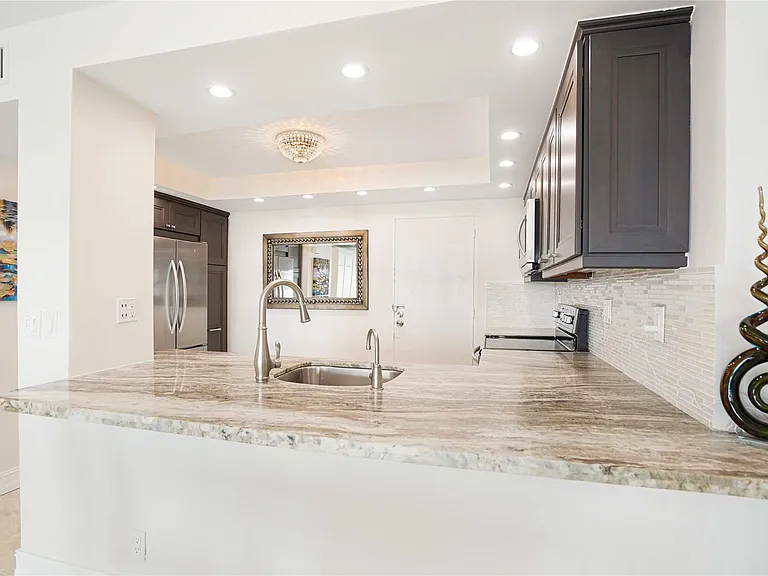 3430 Galt Ocean Dr #304 — Photo 5