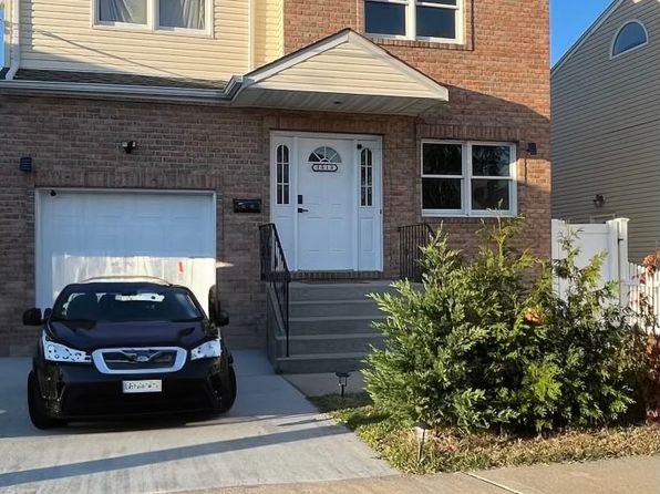 1318 Post Ave