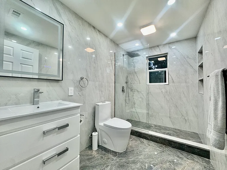6381 Cherry Ln — Photo 17