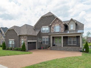 1092 Lillian Ln, Gallatin, TN 37066