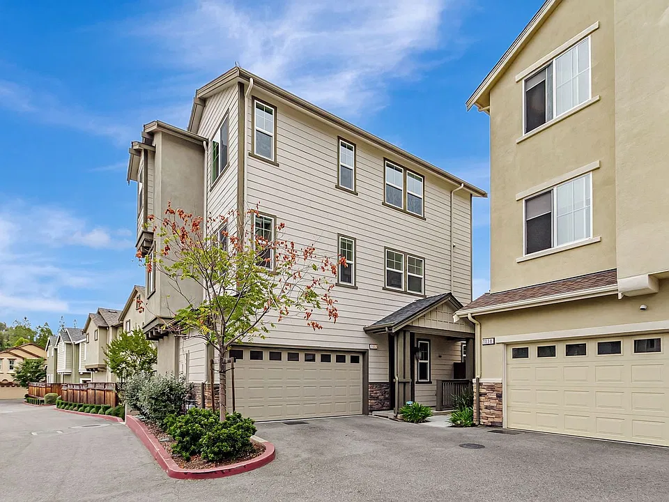 1032 Skybo Ct