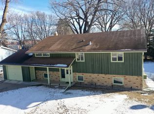 2001 5th St SW, Willmar, MN 56201