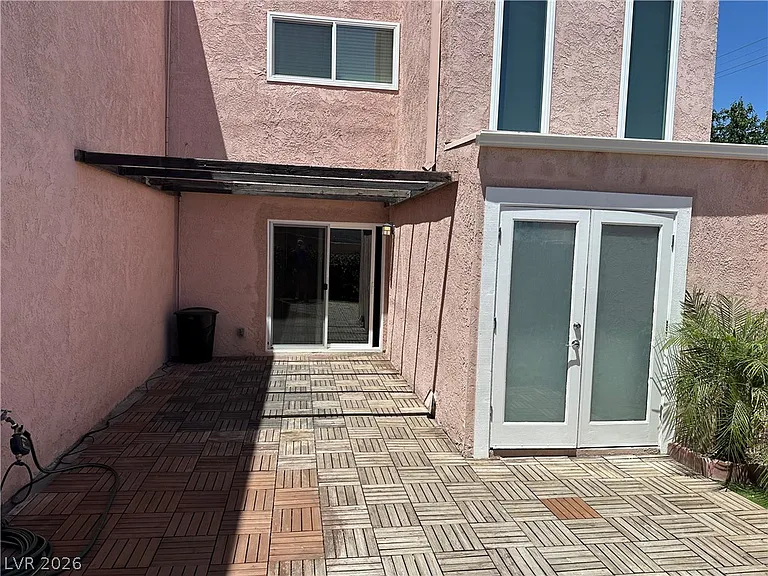 2274 E Desert Inn Rd #0 — Photo 35