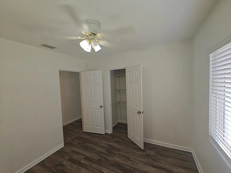1612 Northumberland Ave — Photo 9