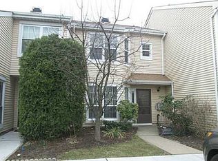 9 Gerard Pl, Parlin, NJ 08859