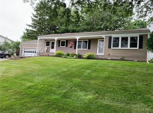 3686 E Saddleback Rd, Canandaigua, NY 14424