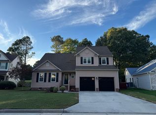 959 Heathland Dr, Newport News, VA 23602