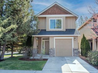 61282 Huckleberry Pl, Bend, OR 97702