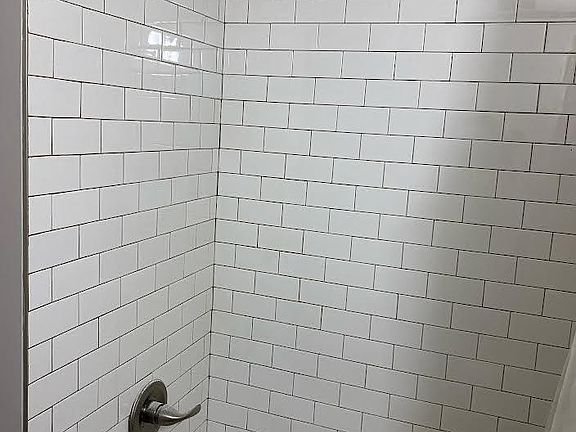 3rd image of 2546 S 12th St Floor 1