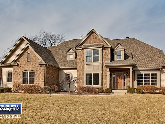Friendly neighbors, great schools, shopping and restaurants nearby.