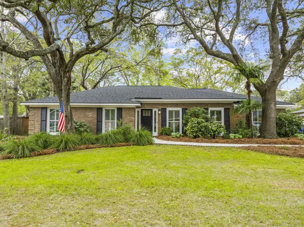 826 Osullivan Dr, Mount Pleasant, SC 29464