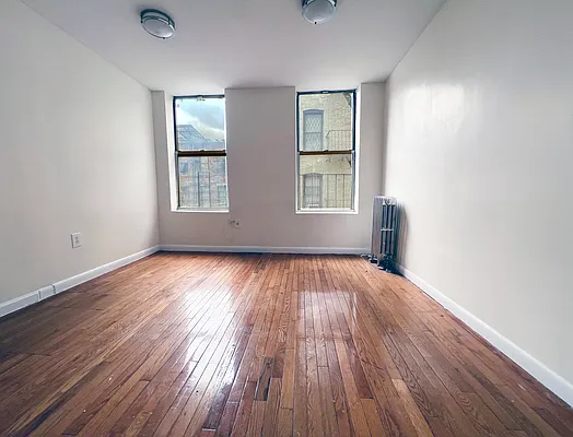 Rented by Bohemia Realty Group | media 4