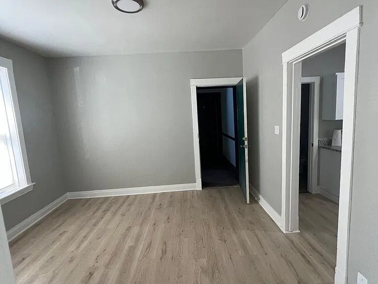 3848 W Hirsch St — Photo 8