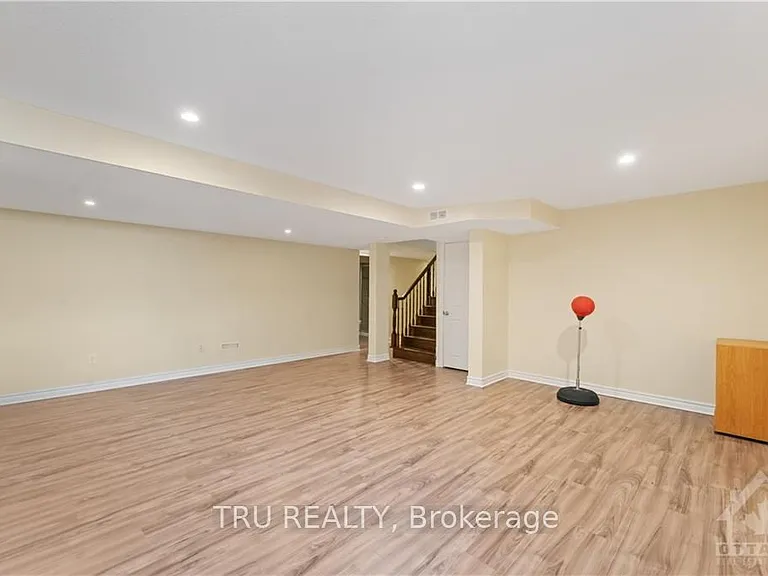 328 Mirabeau Ter — Photo 25