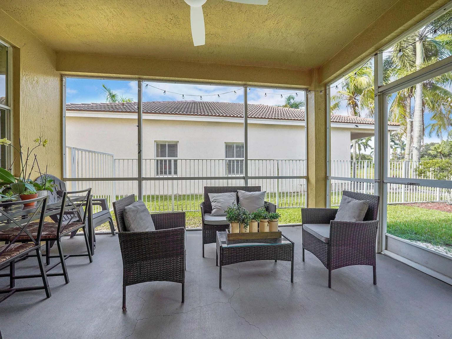 4 bed, 2.5 bath, 2256 sqft, $5,100 — Photo 4