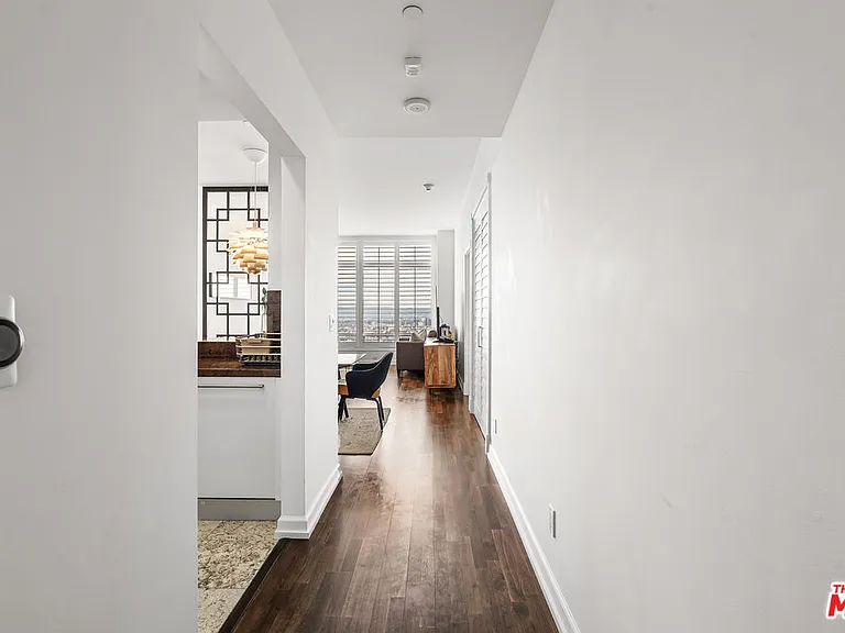 900 W Olympic Blvd #36F — Photo 19