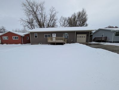 408 4th St NE, Watford City, ND, 58854