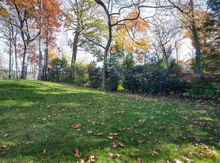 21 Highview Rd, Short Hills, NJ 07078