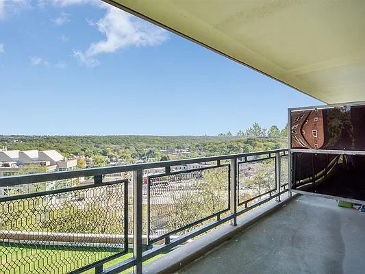 Sold by Robert E. Hill  | media 50