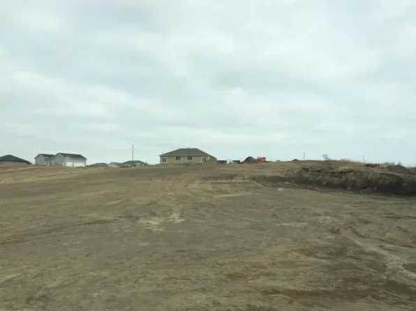 503 18th St SE, Mandan, ND 58554