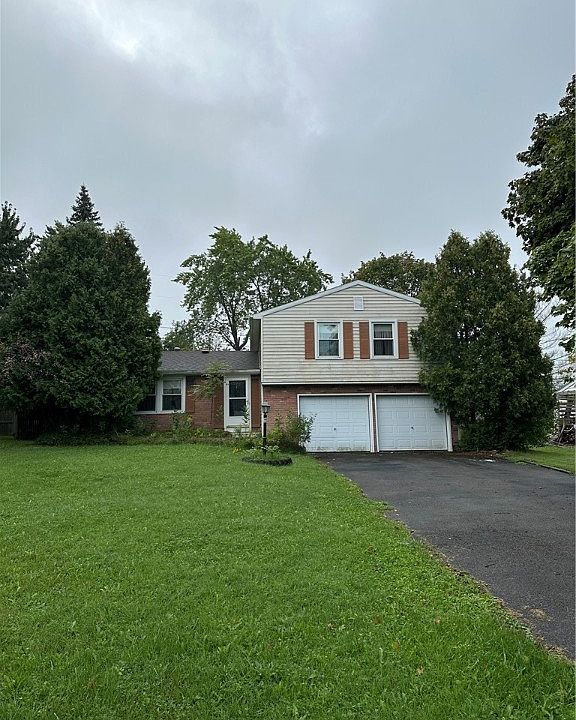 1st image of 61 Blackwell Ln