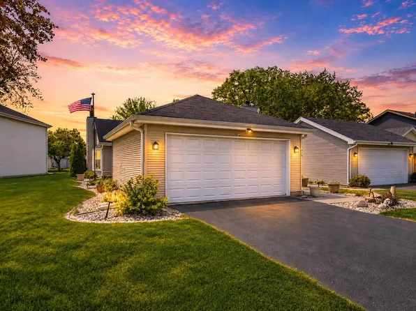 220 Holly Ln, Schererville, IN 46375