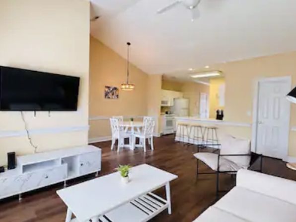 4665 Wild Iris Dr APT 302