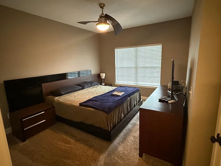 11631 Tomahawk Creek Pkwy #J — Photo 15