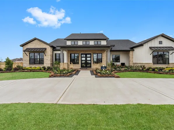 2001 Whispering Oaks Ln, Waller, TX 77484