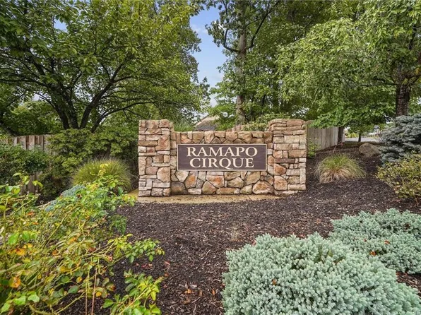 12 Fox Court, Suffern, NY 10901