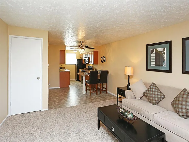 Cimarron Hills — Photo 14