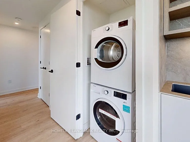 55 Charles St E #3410 — Photo 6