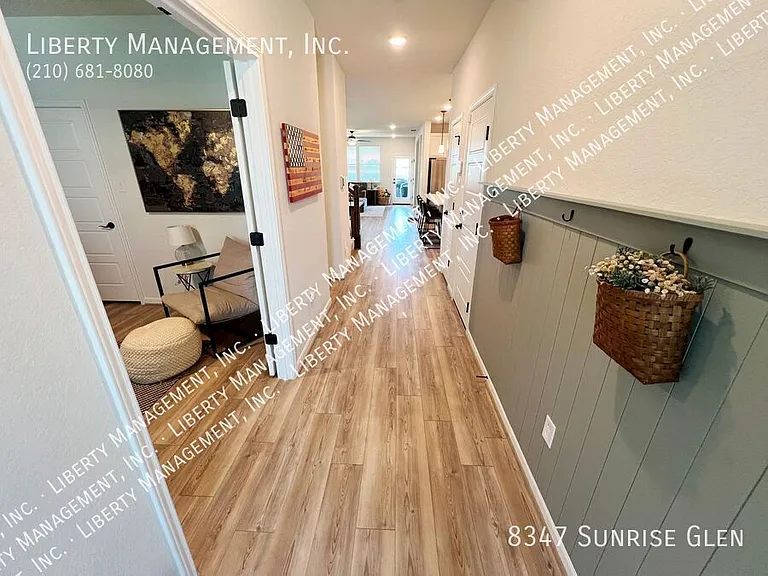 8347 Sunrise Gln — Photo 5