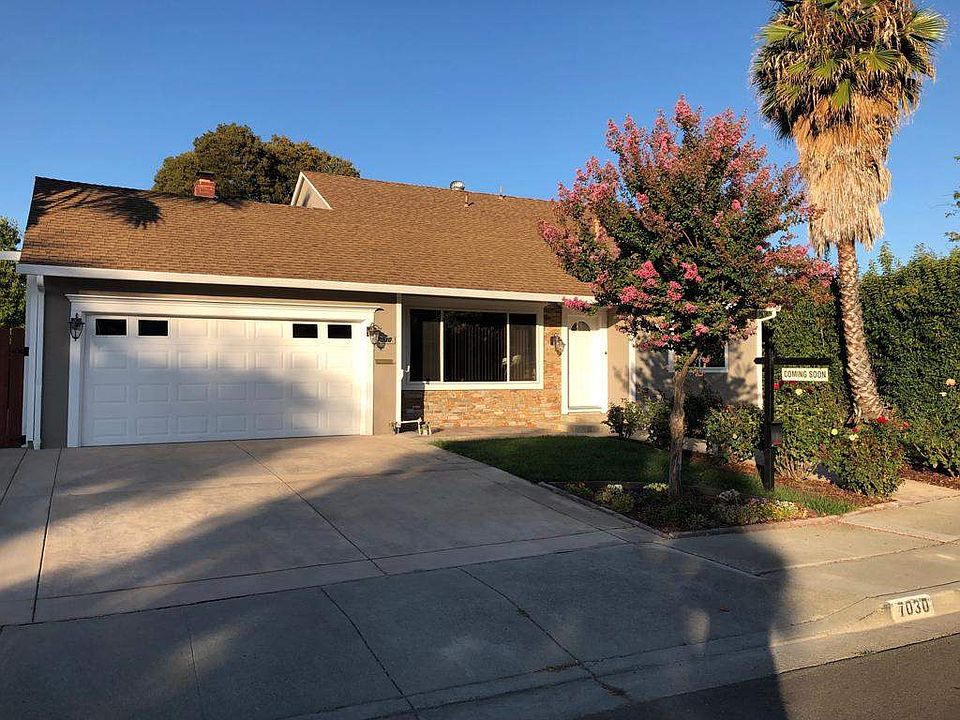 1st image of 7030 Valley Trails Dr